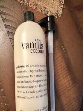 Philosophy Vanilla Coconut 3 in 1 Shampoo Shower Gel Bubble Bath 32 oz with Pump